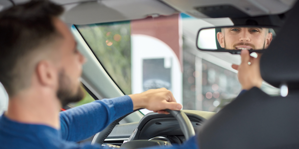 How to Check Blind Spots and Stay Aware During a Road Test?